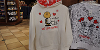 スヌーピー「BIG LOVE FOR YOU」パーカー| キャステル | CASTEL ディズニー情報