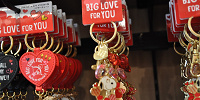 スヌーピー「BIG LOVE FOR YOU」キーチェーン| キャステル | CASTEL ディズニー情報