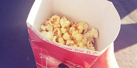 ディズニーランドの食べ歩きフード代表といったらポップコーン！| キャステル | CASTEL ディズニー情報