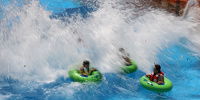 超激流プールの様子| キャステル | CASTEL ディズニー情報