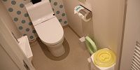 おむつ専用ゴミ箱があるトイレ| キャステル | CASTEL ディズニー情報