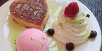 「グリムの森」のパンケーキ| キャステル | CASTEL ディズニー情報