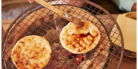 せんべい焼き体験| キャステル | CASTEL ディズニー情報