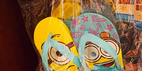 「MINIONS SUMMER」シリーズリトルキッズ用ビーチサンダル| キャステル | CASTEL ディズニー情報