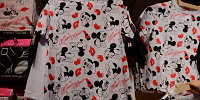ミニー総柄Tシャツ| キャステル | CASTEL ディズニー情報