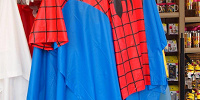 ユニバで販売されているスパイダーマンのポンチョ| キャステル | CASTEL ディズニー情報