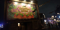 ハロウィーンマーケット2018の看板／USJ| キャステル | CASTEL ディズニー情報