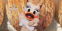 デイジーうちわ| キャステル | CASTEL ディズニー情報