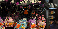 「HALLOWEEN　SESAME　STREET」ハロウィン仮装キャラクターキーチェーンセット| キャステル | CASTEL ディズニー情報