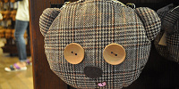 BOB's FAVORITE BEARシリーズのがま口ポシェットブラウンチェック）| キャステル | CASTEL ディズニー情報