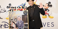 案内人(ナビゲーター)は稲垣吾郎| キャステル | CASTEL ディズニー情報