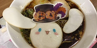 シナモンのブラックハロウィンラーメン| キャステル | CASTEL ディズニー情報