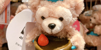 ダッフィーぬいぐるみストラップ| キャステル | CASTEL ディズニー情報