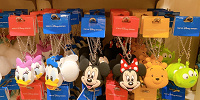 【新作】プーさんやグリーン・メンも！ディズニーコインケースキーチェーン！