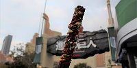 進撃の巨人　死に急ぎ野郎のチュリトス（USJ）| キャステル | CASTEL ディズニー情報