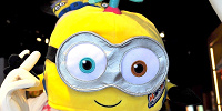 MINIONS TRAVELぬいぐるみハット| キャステル | CASTEL ディズニー情報