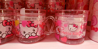 ハローキティのウォーターインマグカップ| キャステル | CASTEL ディズニー情報