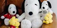 スヌーピーのぬいぐるみたち| キャステル | CASTEL ディズニー情報