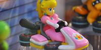 マリオカートのトミカ（ピーチ）| キャステル | CASTEL ディズニー情報