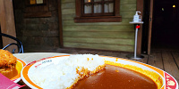 ディズニーランド食べ物：チキンカレー| キャステル | CASTEL ディズニー情報