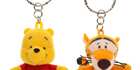 ぬいぐるみキーホルダー：プーさんとティガー| キャステル | CASTEL ディズニー情報