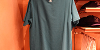 Tシャツ（ネイビー）のバックデザイン| キャステル | CASTEL ディズニー情報