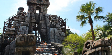 レイジングスピリッツ ディズニー唯一の360度ループコースター 怖いアトラクション