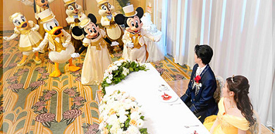 結婚式でディズニーキャラクターを呼ぶにはいくらかかる