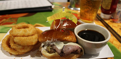 【ハワイ】ワイキキのおすすめレストラン6選！全店実食レポあり！有吉の夏休み2019のロケ場所も♪