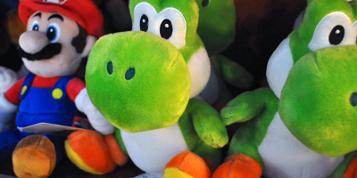 【ヨッシー】緑のかわいい恐竜を徹底解説！プロフィールや登場ゲーム、初登場秘話やユニバで会える場所も！