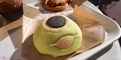 マイクメロンパンが2022年11月1日からクリーム入りパンに！味や値段や販売場所まとめ！