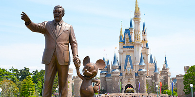 ディズニーランドでしか買えないお土産と販売場所まとめ！ディズニーランド限定グッズをゲットしよう