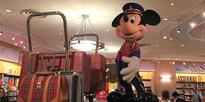 ディズニーのお土産を郵送する3つの方法と料金まとめ！宅配センターやホテルから送れる！