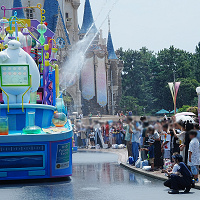 【ディズニー】びしょ濡れイベントの持ち物まとめ！必須の持ち物&あると便利な持ち物