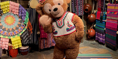 ディズニーシーでダッフィーとグリーティングしよう！会える場所、会う方法、待ち時間を解説！サインはもらえる？