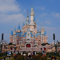 【最新】上海ディズニーランドへの持ち物チェックリスト！必須アイテムやお子様連れ、雨の日の持ち物も☆