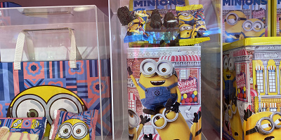 【2023】ユニバ(USJ)のミニオンお土産グッズ100選！ぬいぐるみ・キーホルダー・お菓子・文房具など