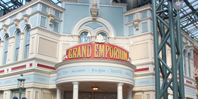 【最新】グランドエンポーリアム完全ガイド！ディズニーランド最大のショップでお土産を買おう♪