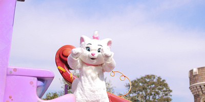 ディズニーの猫キャラクター パークで会える パレードに登場する6匹