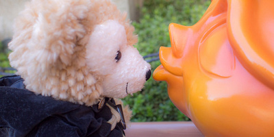 【ディズニーシー】ダッフィー完全ガイド！グッズ・ショー・グリーティング・コーデ・フードメニューのまとめ