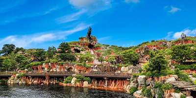 【夏】ディズニーの服装と持ち物は？サンダルはあり？6月・7月・8月のおすすめ