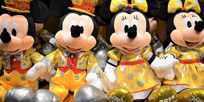 【1/8発売】ハピネス・イズ・ヒアのフィナーレグッズ！ディズニーランドパレードのぬいばや雑貨
