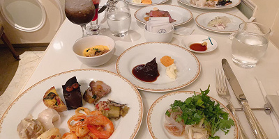 【シャーウッドガーデン・レストラン】朝食・ランチ・ディナーでブッフェ！料金とメニュー