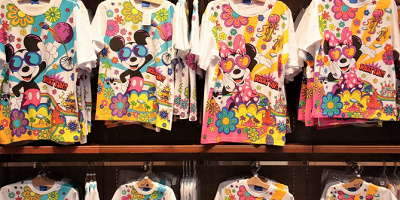 【4/27発売】ディズニーファッショングッズ16選！カラフルな花のTシャツ・サングラスなど