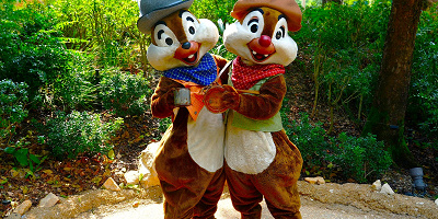 【2025】香港ディズニーグリーティング完全攻略！場所、時間、会えるキャラクターまとめ！リーナベルやマーベルも！