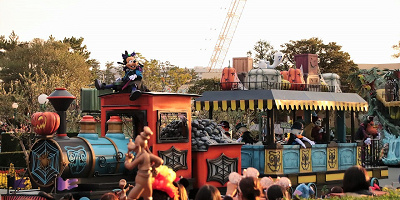 【2022最新】ディズニーハロウィンのショーパレード&お土産グッズ情報！Dハロ仮装は全日開催！