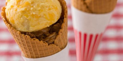 ディズニーの新作牛カルビコーン！販売場所や過去メニューまとめ！食べ歩きの新定番！