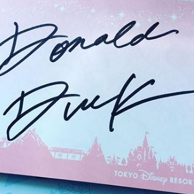 アリスのサイン キャステル Castel ディズニー情報