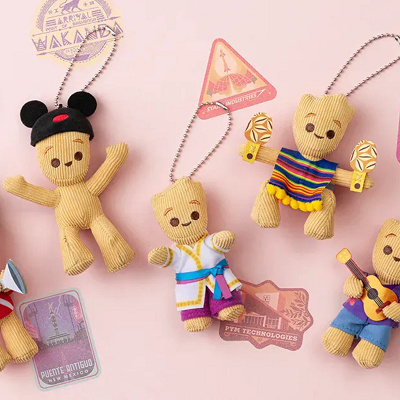 イッツ・ア・スモールワールドwithグルートグッズ