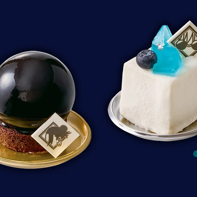 左：夏油 傑のムース ～チョコレート＆オレンジ～ 右：五条 悟のムース ～ヨーグルト＆ブルーベリー～